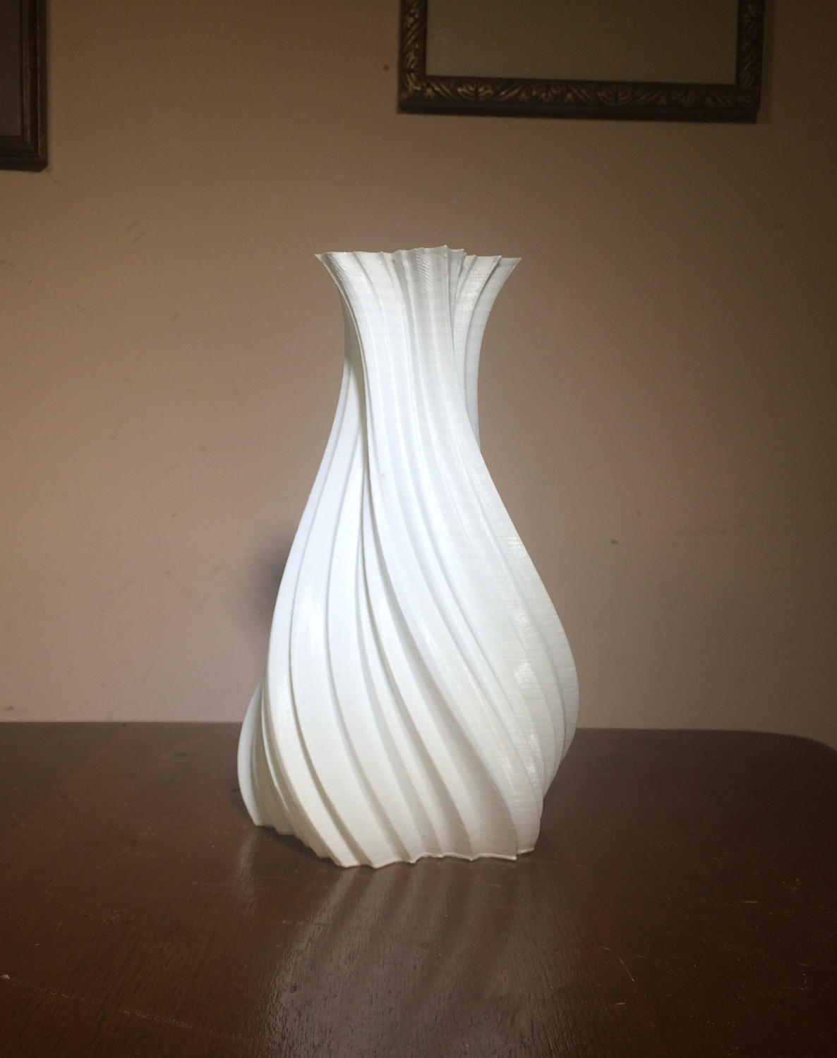 Large Maple Leaf Vase in white